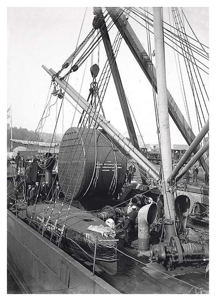1910 - s.s. 'Chaco' - installation of a new boiler at the works of the Penarth Ship Building & Ship Repairing Company, Limited. 