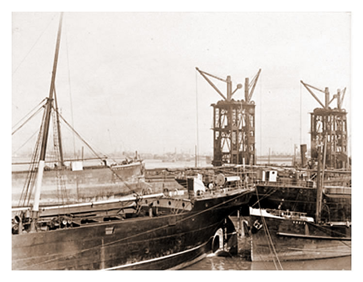 Nos 19 and 20 tips Penarth Dock