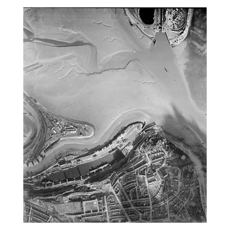 1947 RAF recognisance photograph of Penarth Docks.