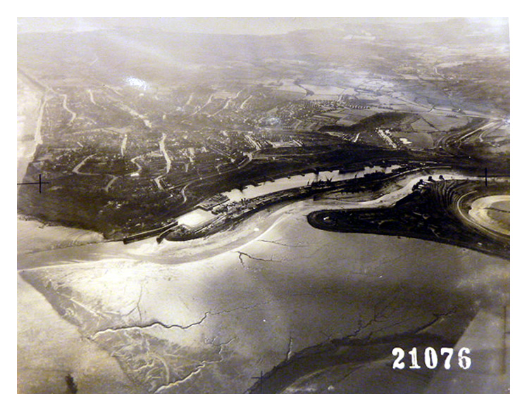 1944 - Another RAF aerial photograph taken on the 8th February 1944 by the 'Camouflage Unit' above Penarth Dock. 
