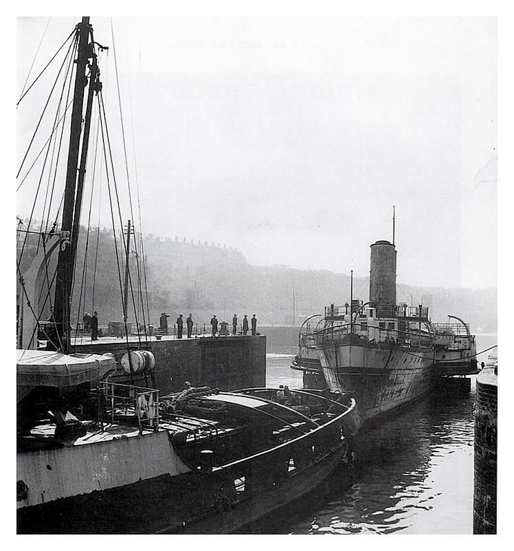 P.S. Glen Gower to the breakers yard - 1960