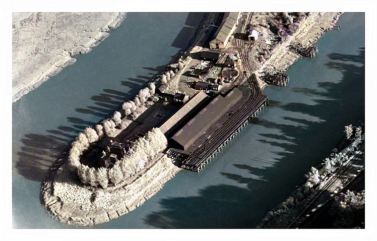1955 - The Victoria Wharf and Warehouse of the South Wales Public Wharf & Transit Company Limited.