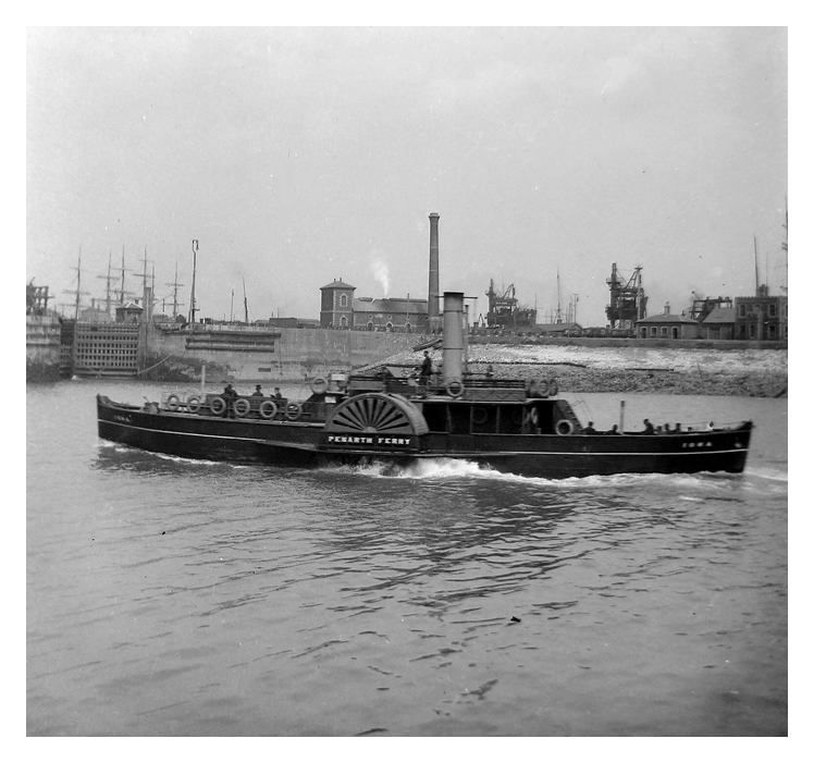 1890's - The Penarth Ferry, p.s. 'Iona', approaching Cardiff. 