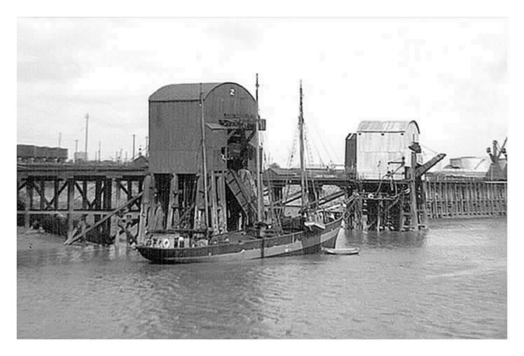 'Eilian' at no 2 coal tip in the Ely Tidal Harbour, Penarth Dock