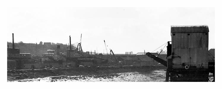 1940's: Another view from nearby Coal Tip No. 3 with the Penarth Pontoon clearly indicated on the opposite bank of the River Ely.