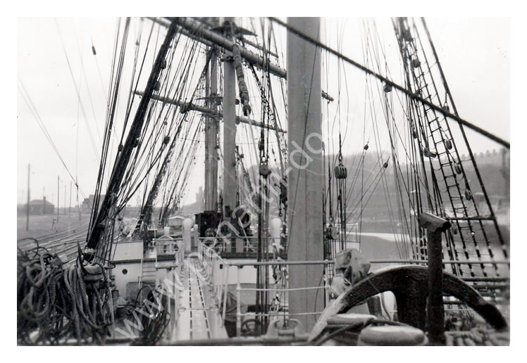 Pamir Fo'c'sle starboard side