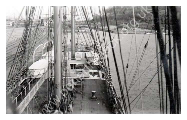 'Pamir' - 'Looking Aft from the Main Shrouds' 