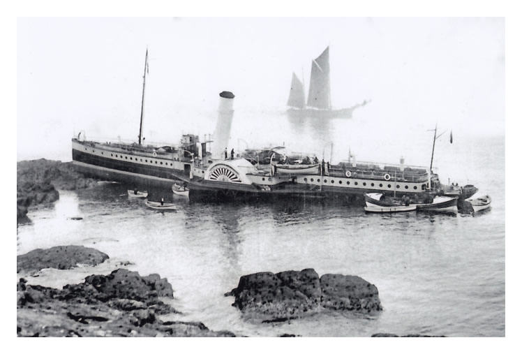 1926 - p.s. 'Cambria' aground.