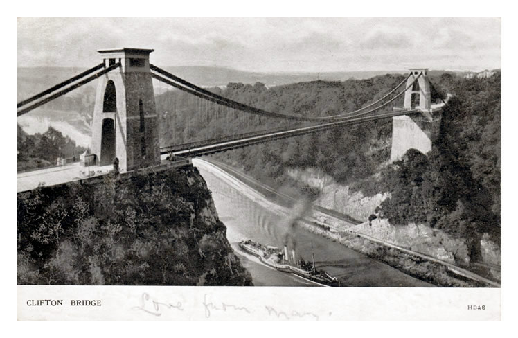 'Ravenswood' passes below the Clifton Suspension Bridge