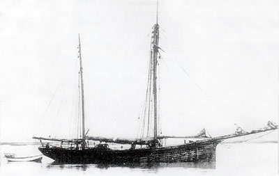'Bessie Clark' - A small ketch built at Bideford in 1881.
