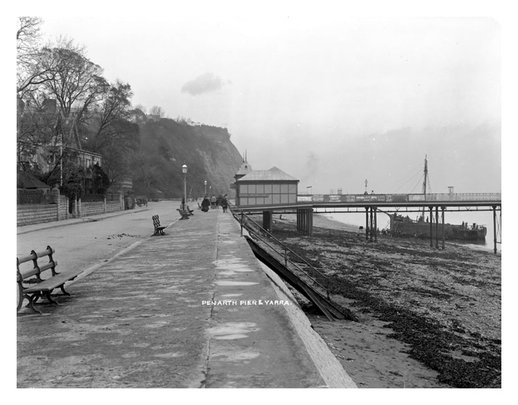 1906 - Ship 'Yarra' beached by Penarth Pier.