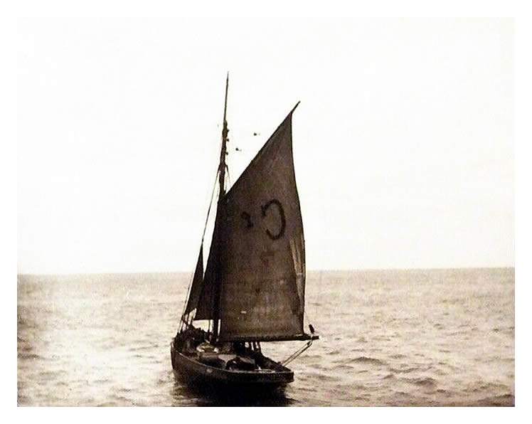 c.1900 - Another Cardiff Pilot vessel.