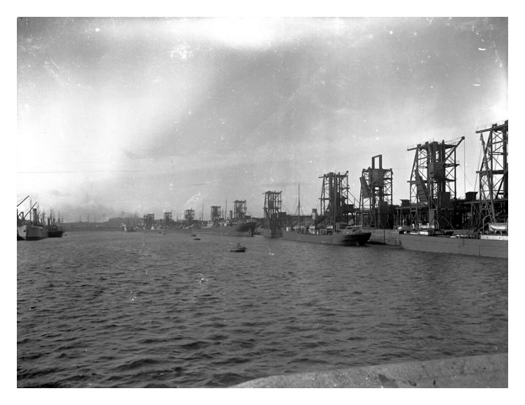 Cadoxton Dock, Barry, c.1905.