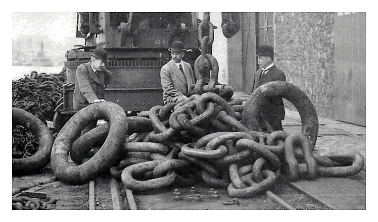 1912 - Brown Lenox chain cable and attachments at the Lloyd's Bute chain and anchor testing wharf in 1912.