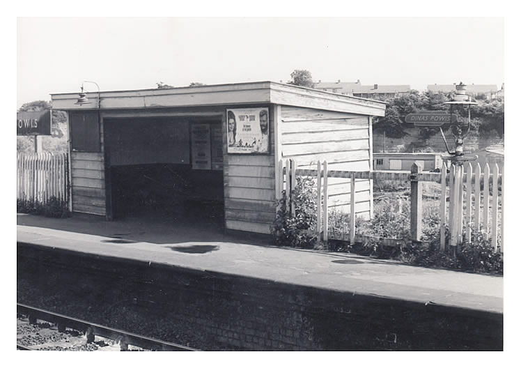 1969 - Dinas Powis Station - The 'waiting room' on the down line to Cadoxton, Barry Docks, Barry and Barry Island was a luxurious affair!
