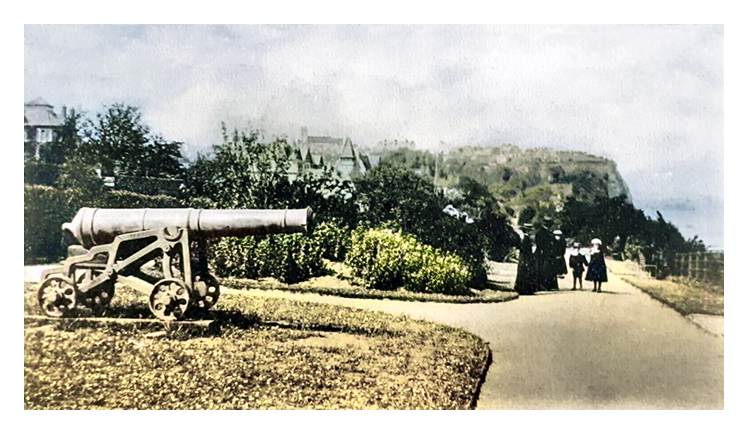 Windsor Gardens, Penarth - The Cannon.