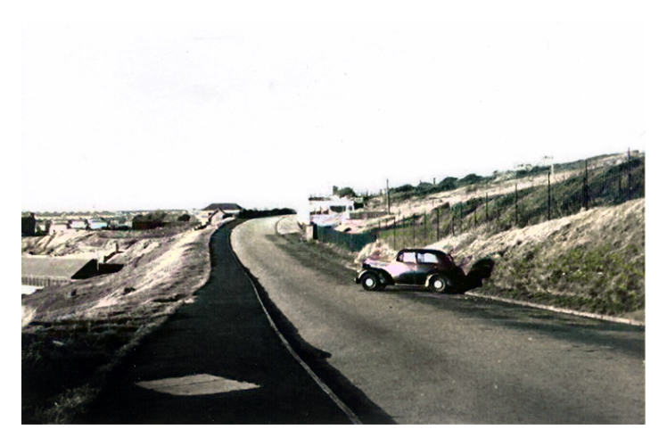 1950's - A colourised photographic view over Barry Island from Forest Drive on Nell's Point.
