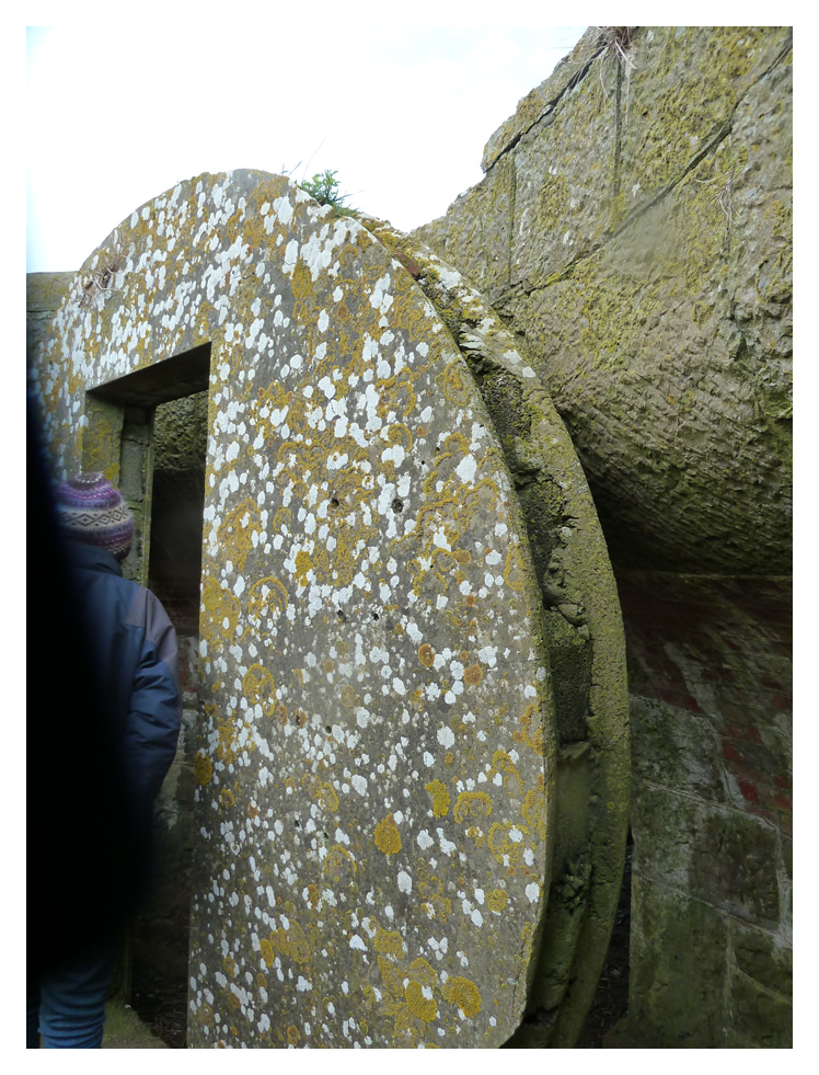 Further exploration - A modified Moncrief Pit at Lighthouse Battery.
